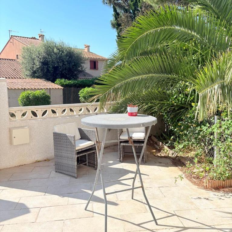 REZ DE JARDIN ST CYPRIEN Posez vos valises chez nous - Appartamento - 2