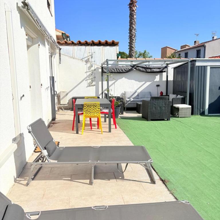 REZ DE JARDIN ST CYPRIEN Posez vos valises chez nous - Appartamento - 9