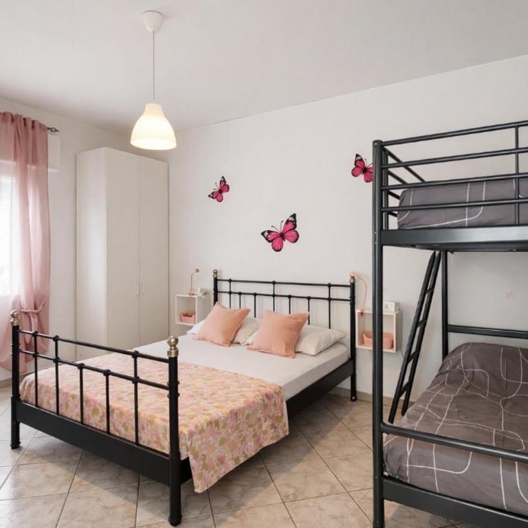 APPARTAMENTO ROSA OVER THE RAINBOW APARTMENTS Lido di Jesolo PIAZZA MAZZINI 200 MT DAL MARE - One-Bedroom Apartment - 3