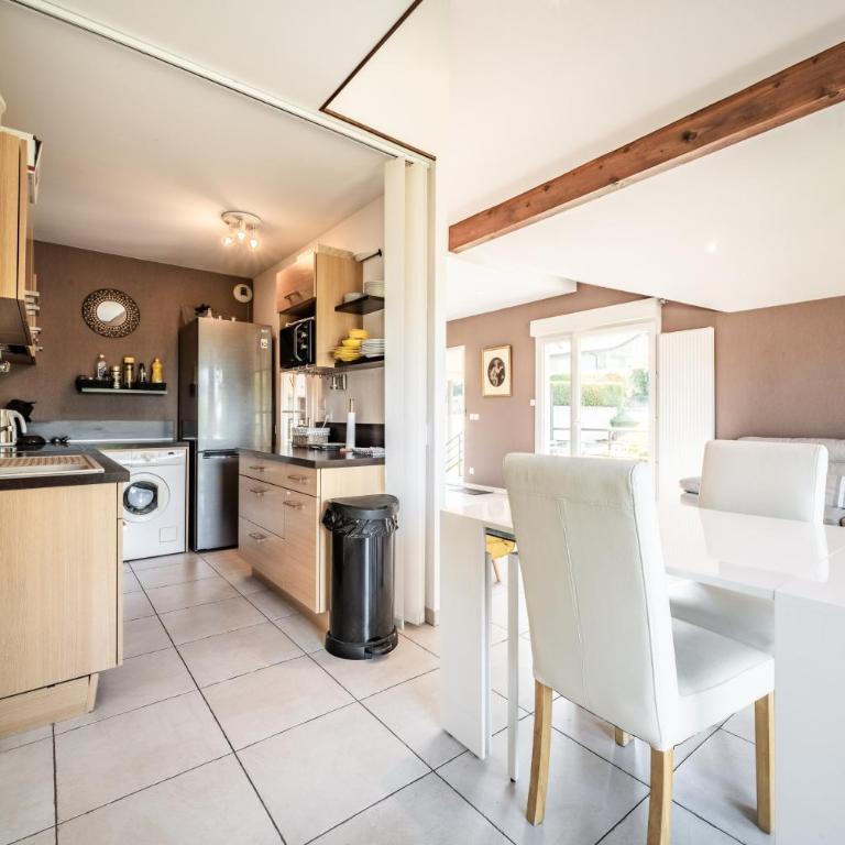 Appartement de charme Evian - Deluxe Apartment mit Balkon und 2 Schlafzimmern - 5