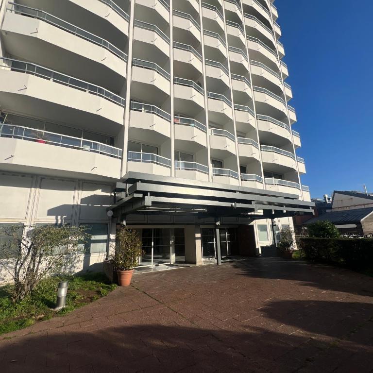 1 bedroom apartment with a superb balcony - Appartement 1 Chambre - 11