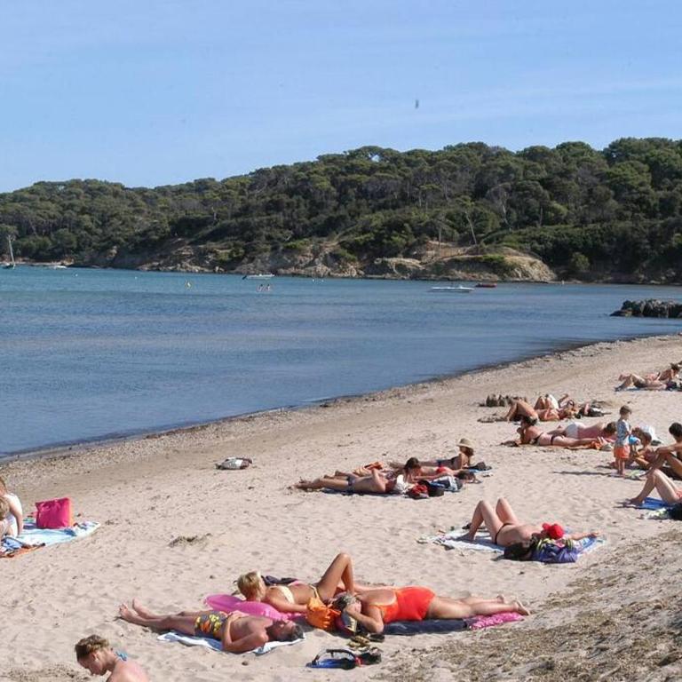 Plages de sable fin, piscine, hammam, tennis LESCLESDENICOLE - Appartement - 24
