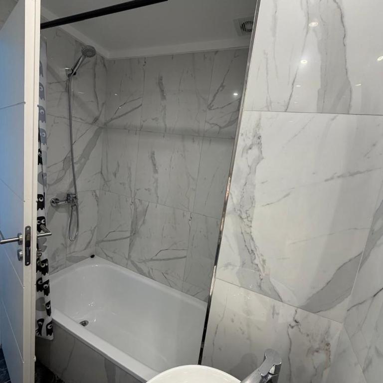 Departamento súper luminoso con una ubicación única a estrenar - Apartamento de 1 dormitorio - 11