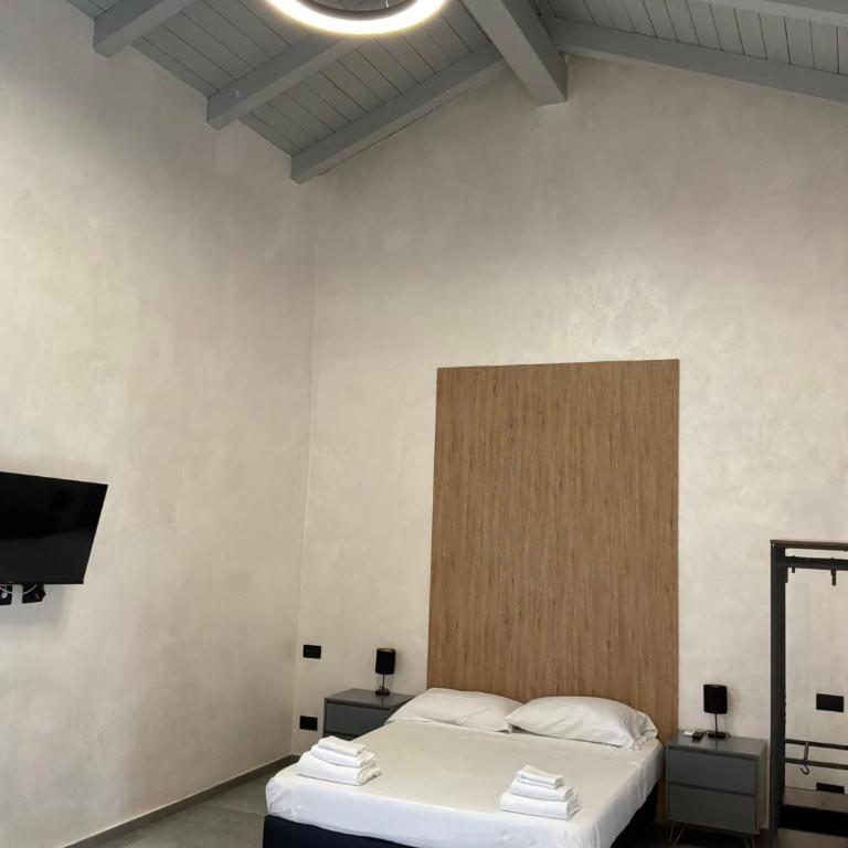 Dazio Exclusive Rooms - Junior Suite with Balcony - 7