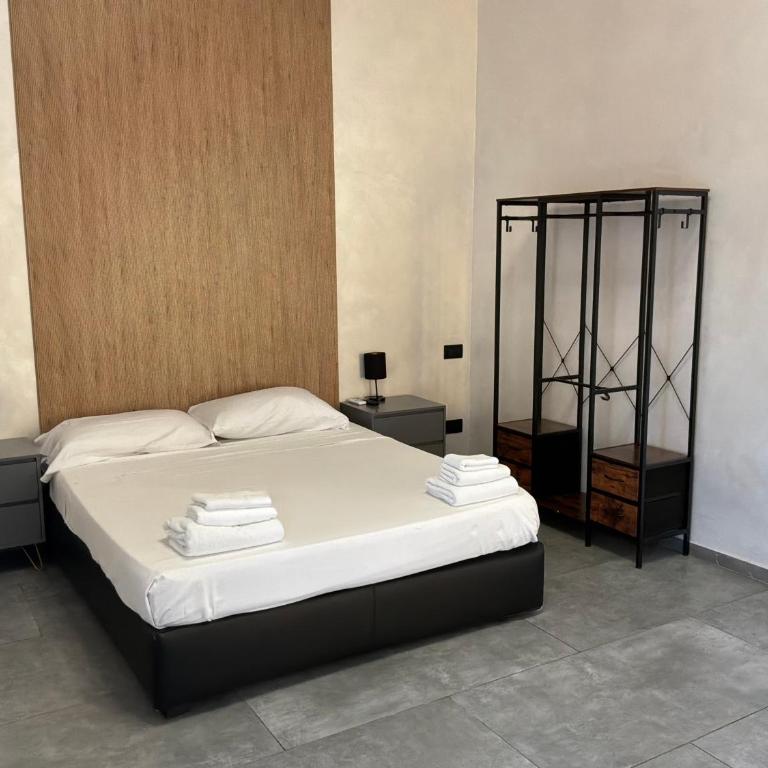 Dazio Exclusive Rooms - Junior Suite with Balcony - 12