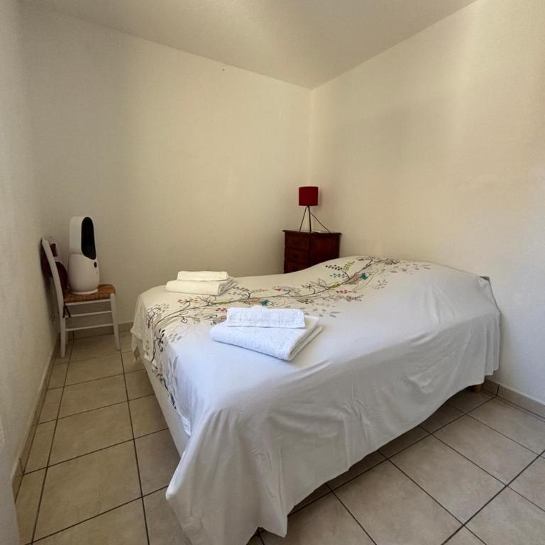 T3 Royal Plaza City Center MENTON - PARKING - Two-Bedroom Apartment - 13