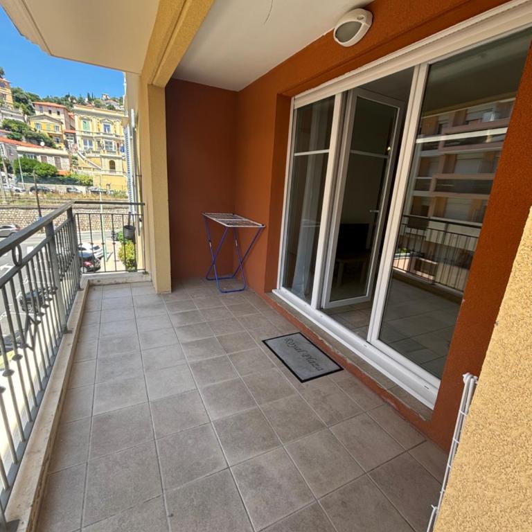 T3 Royal Plaza City Center MENTON - PARKING - Two-Bedroom Apartment - 2