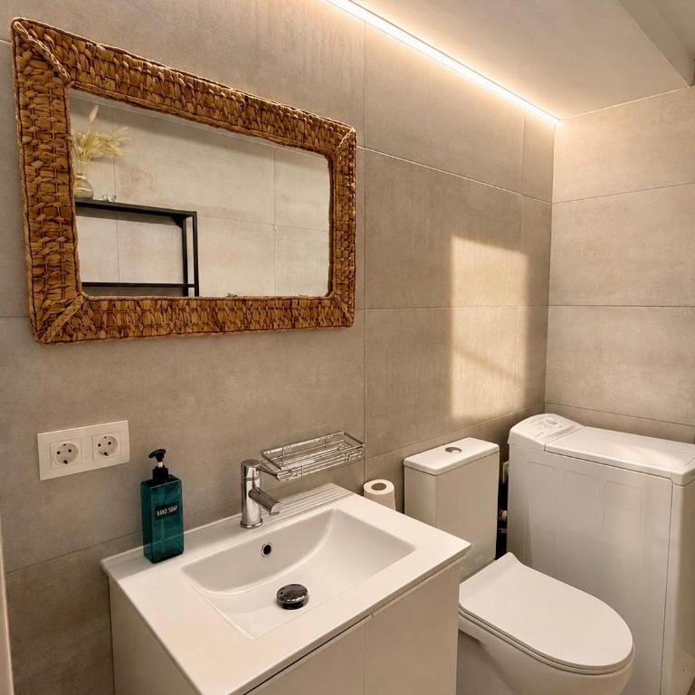Virgin by Dozzze - One-Bedroom Apartment - 38