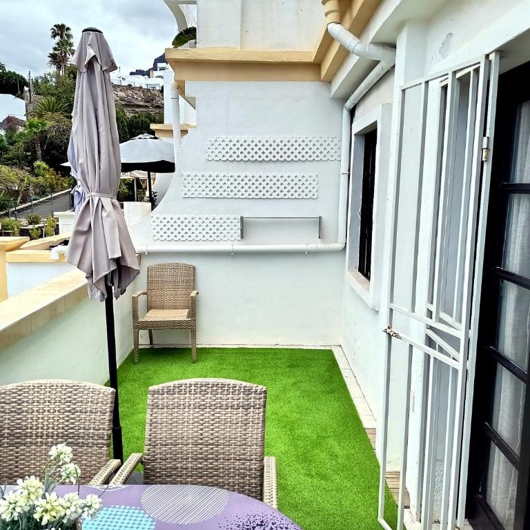 Cozy Home in Costa Adeje - Pool & Private Terrace - One-Bedroom House - 3
