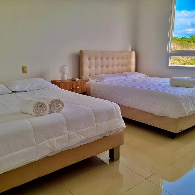 Ceibos Point - Hermoso y Amplio Departamento cercanía Consulado Americano y parqueo gratuito - Apartment - 3