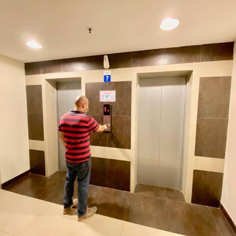 Ceibos Point - Hermoso y Amplio Departamento cercanía Consulado Americano y parqueo gratuito - Apartment - 16