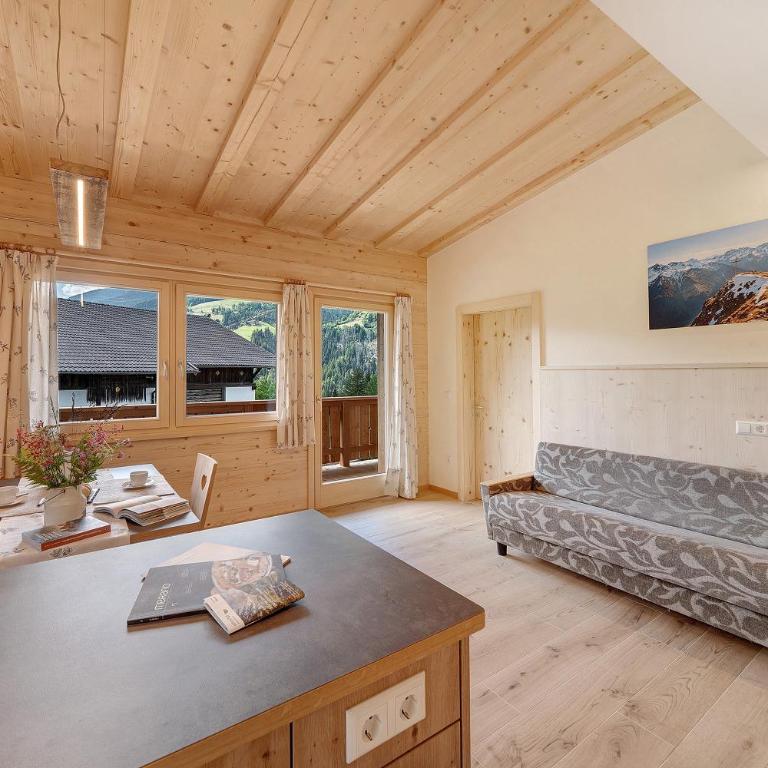 Marschalkhof Peilstein - Two-Bedroom Deluxe Apartment with Garden View - 8