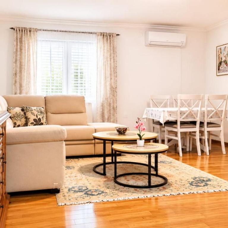 Villa Sonja Apartment & Garden - Two-Bedroom Apartment - 3