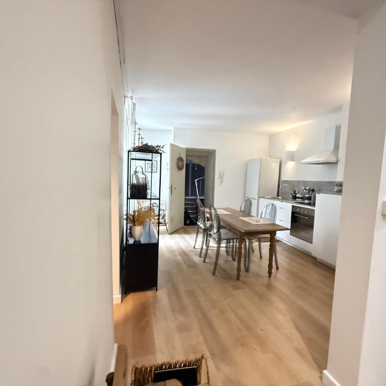 Le Quarteau 2P - Hyper centre - Appartement 1 Chambre - 32