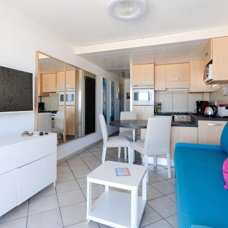 Appartement T2 en front de mer avec balcon à Narbonne Plage - FR-1-409-263 - Apartment - 13