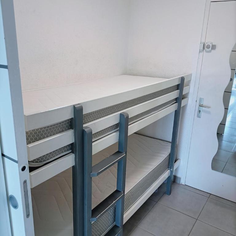 Appartement avec superbe vue sur le canal et mer - Appartement 1 Chambre - 9