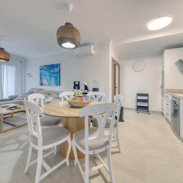 Villa Los Yeyos - Ocean views, Pool, BBQ and Billiard By Lanzarote Vacation Homes - Haus mit 4 Schlafzimmern - 13