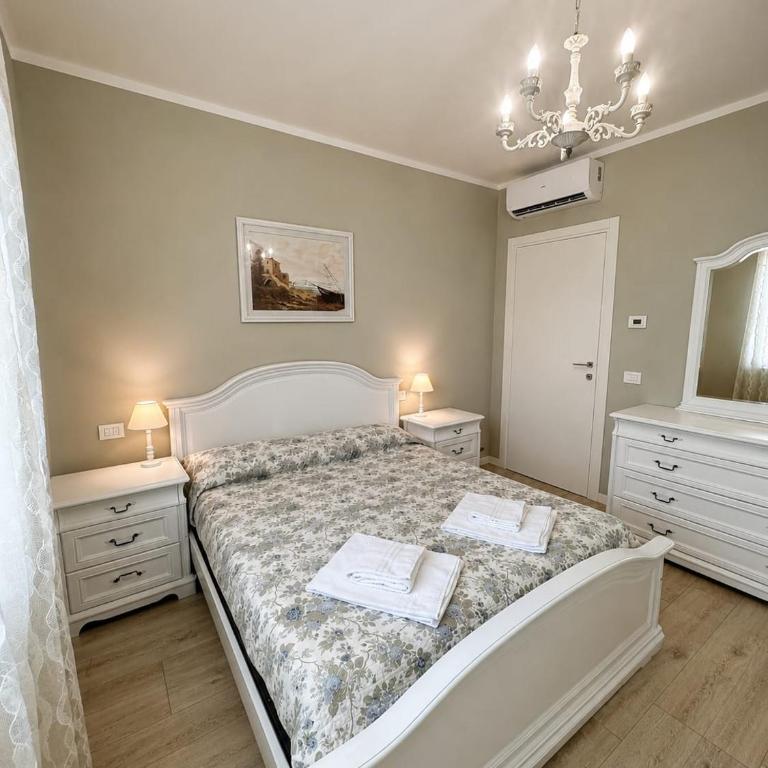 Villa Bocciolo, piscina, giardino, vasca idromassaggio - Villa Deluxe - 39