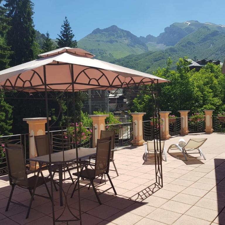 Villa Teresa - Appartamento con 2 Camere da Letto e Terrazza - 2