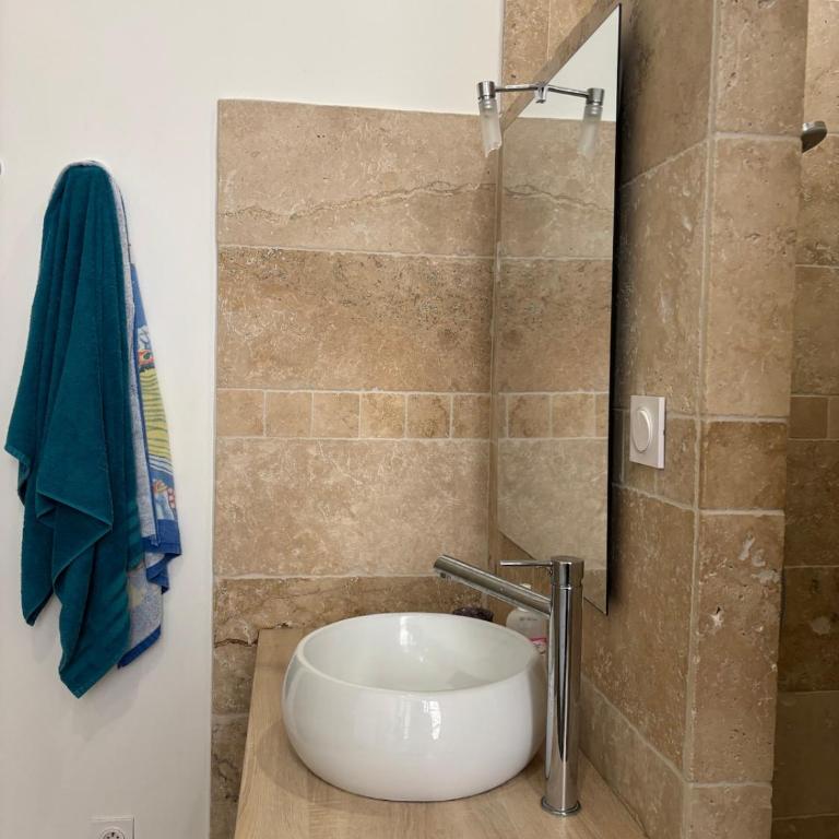 Studio rue Chenoise hyper centre Grenoble - Appartamento con 1 Camera da Letto - 23