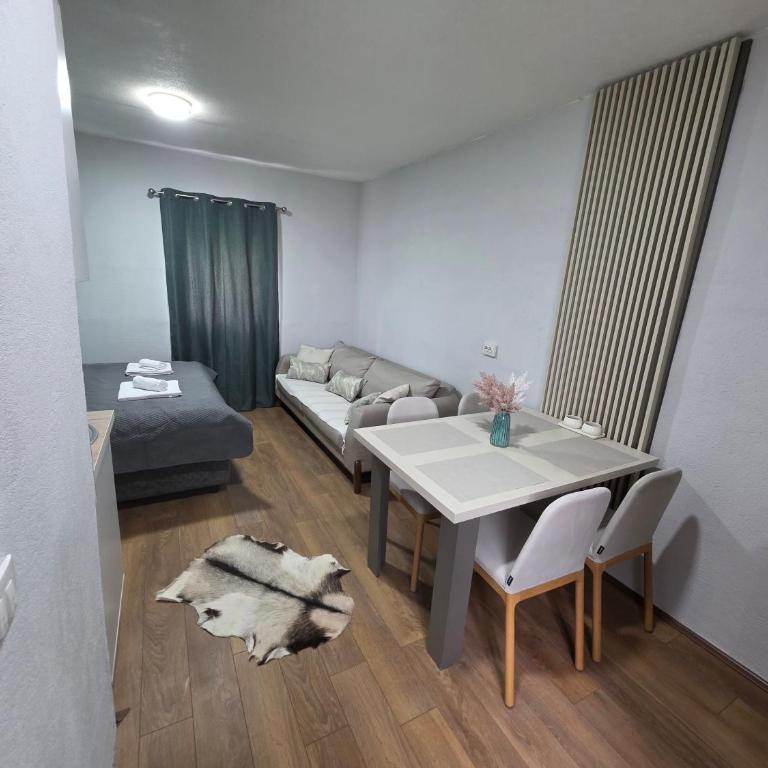 Apartments Javorje Žabljak - Studio with Garden View - 7