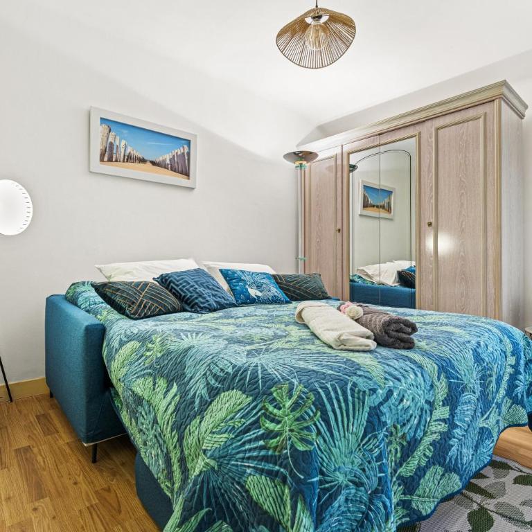 Chez Dominique avec piscine privée - Maison 2 Chambres - 24