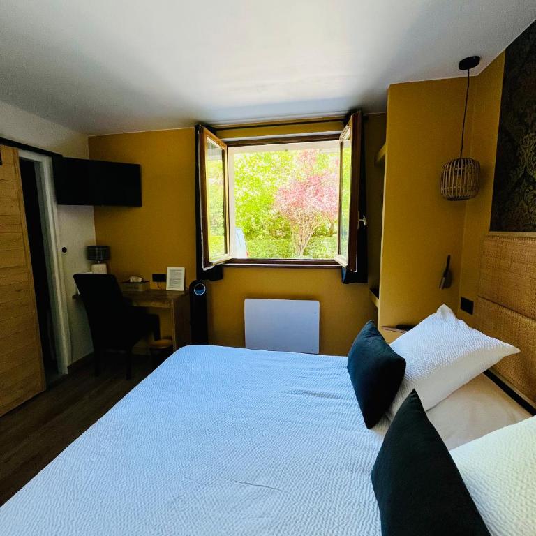 Hôtel les Chaumettes - Chambre Standard Lit Queen-Size - 1