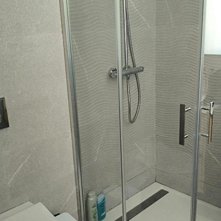 ApartMalaga - One-Bedroom Apartment - 5