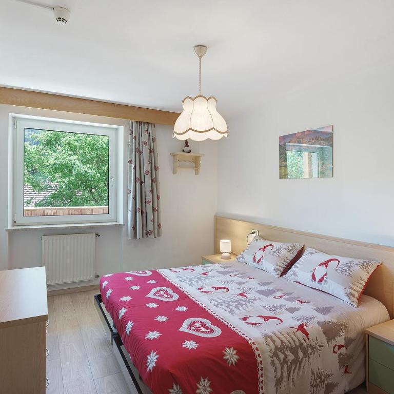 Appartamento Lella Primula - Appartamento Deluxe con 2 Camere da Letto e Vista Giardino - 1