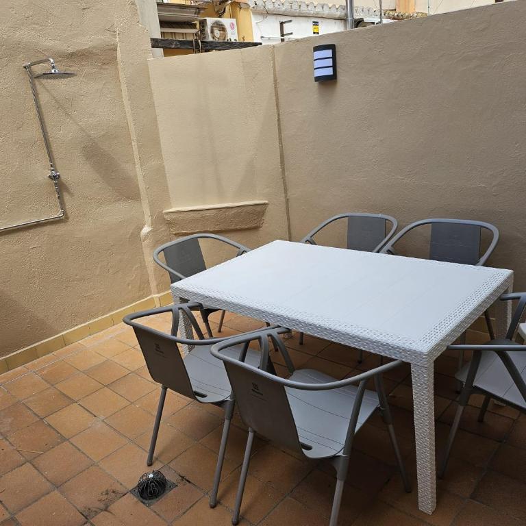 Casa Norai - Four-Bedroom House - 16