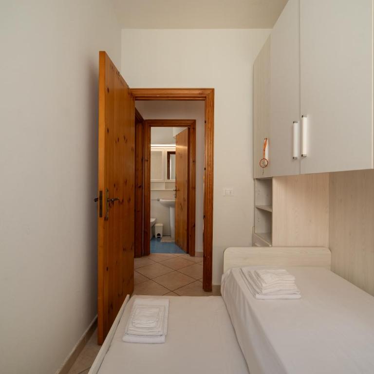 Modern & Bright Apartment - 100m from the Beach - Appartamento con 2 Camere da Letto - 37
