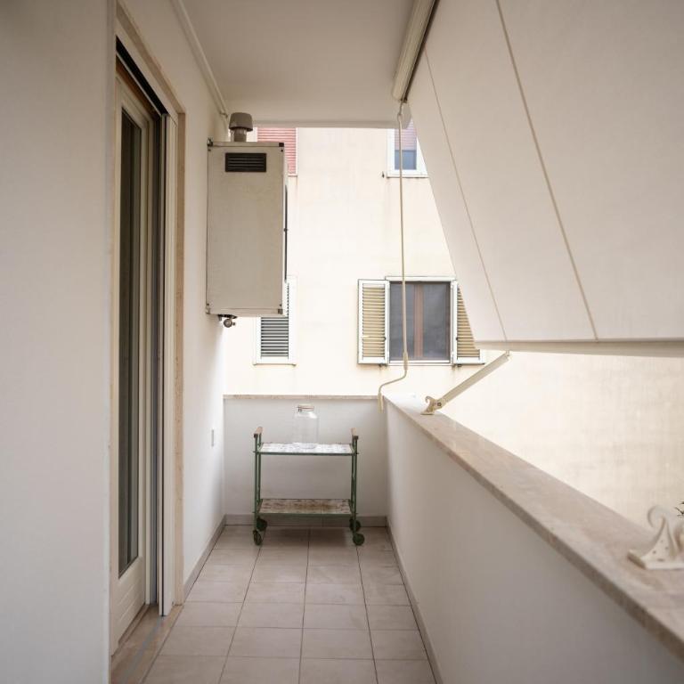 Modern & Bright Apartment - 100m from the Beach - Appartamento con 2 Camere da Letto - 55