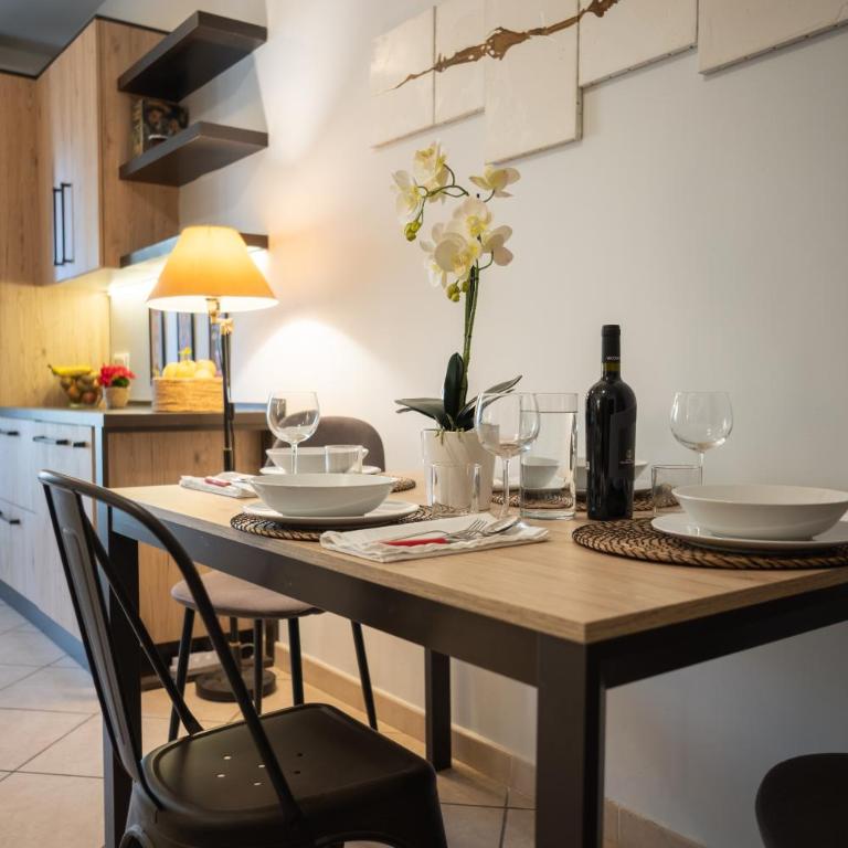 Modern & Bright Apartment - 100m from the Beach - Appartamento con 2 Camere da Letto - 16