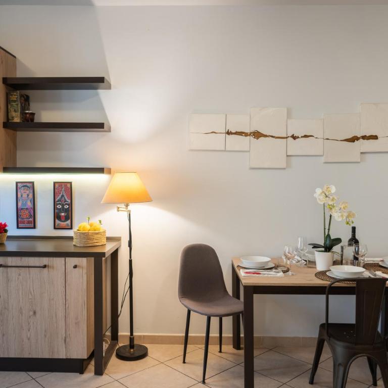 Modern & Bright Apartment - 100m from the Beach - Appartamento con 2 Camere da Letto - 24