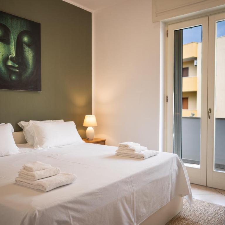 Modern & Bright Apartment - 100m from the Beach - Appartamento con 2 Camere da Letto - 32