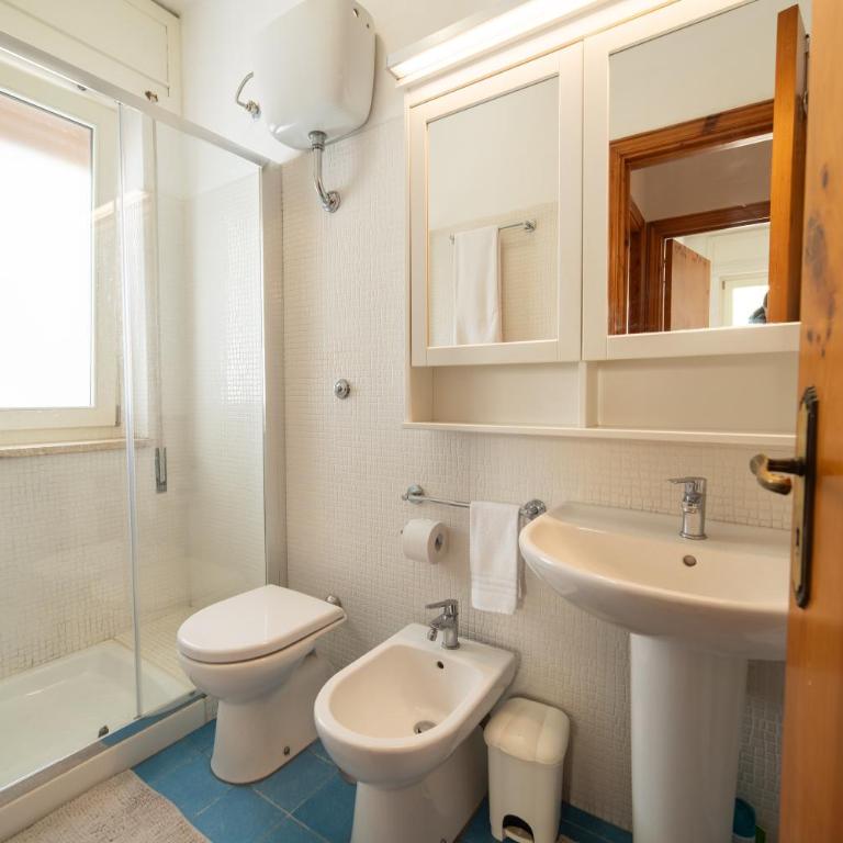Modern & Bright Apartment - 100m from the Beach - Appartamento con 2 Camere da Letto - 41