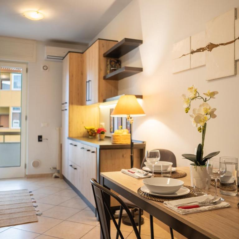 Modern & Bright Apartment - 100m from the Beach - Appartamento con 2 Camere da Letto - 15