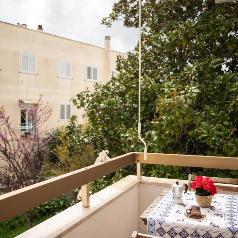 Modern & Bright Apartment - 100m from the Beach - Appartamento con 2 Camere da Letto - 48