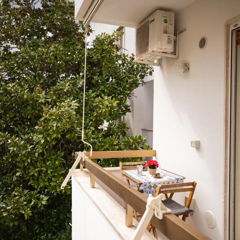 Modern & Bright Apartment - 100m from the Beach - Appartamento con 2 Camere da Letto - 49