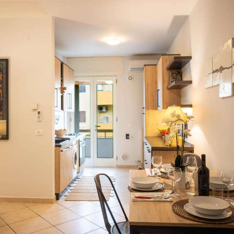 Modern & Bright Apartment - 100m from the Beach - Appartamento con 2 Camere da Letto - 22
