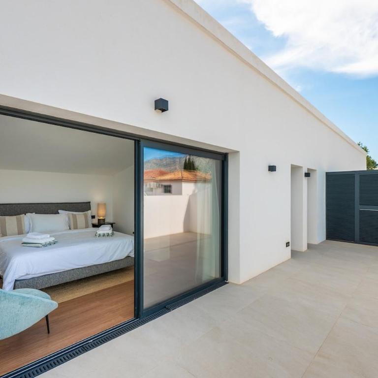 Golden Mile Villa 4 Ensuite BR Private pool - Villa - 23