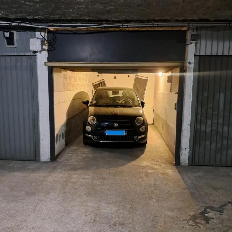 Sleeps 4 - Garage - Swimming Pool - AC - Garden - Estudio - 20