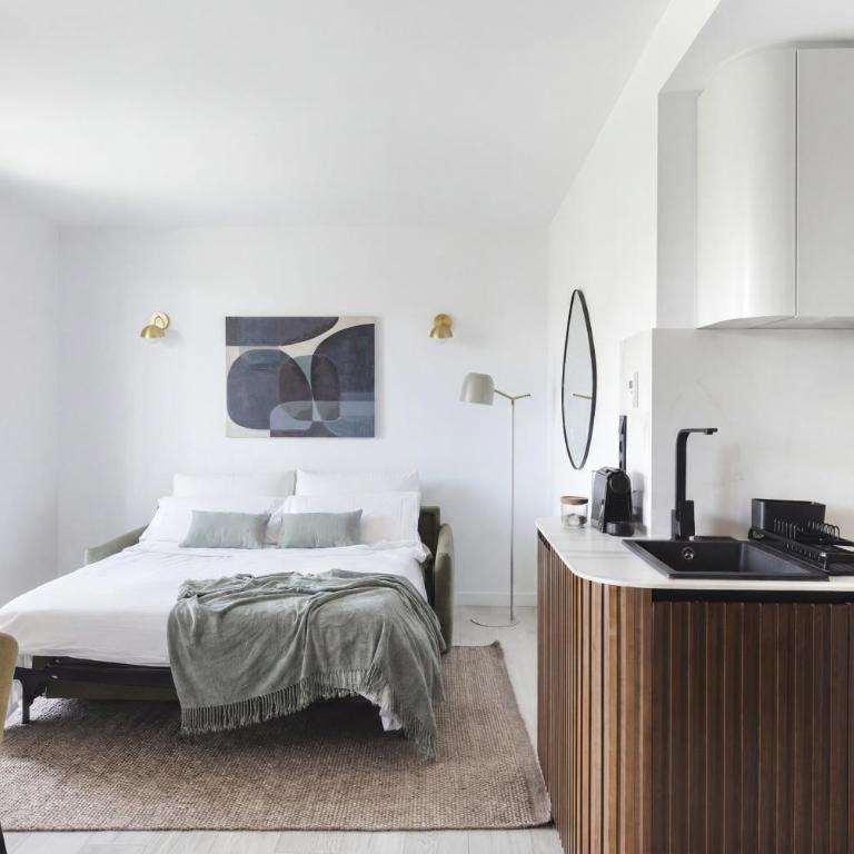 master La Rambla - One bedroom Apartment with Balcony - 9