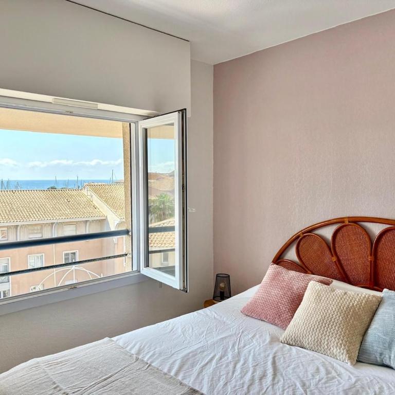 Appartement 1 chambre rénové climatisé, terrasse aperçu mer, garage, dernier étage, port et plage à pieds - Apartment mit 1 Schlafzimmer - 15