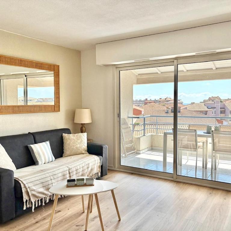 Appartement 1 chambre rénové climatisé, terrasse aperçu mer, garage, dernier étage, port et plage à pieds - Apartment mit 1 Schlafzimmer - 17