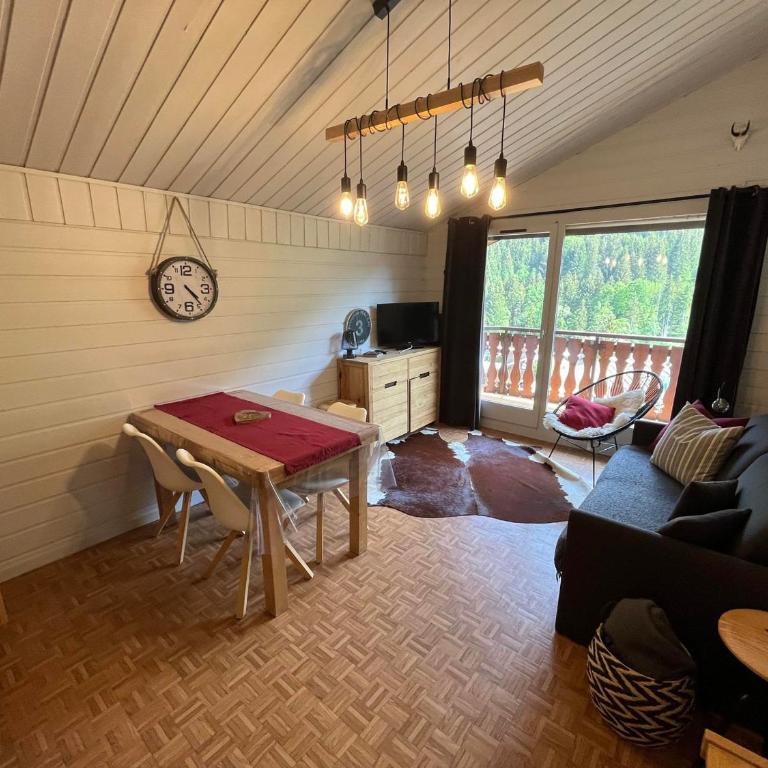 Appartement cocooning pour 4 avec balcon et garage à Châtel - FR-1-198-196 - Appartamento (5 Adulti) - 1