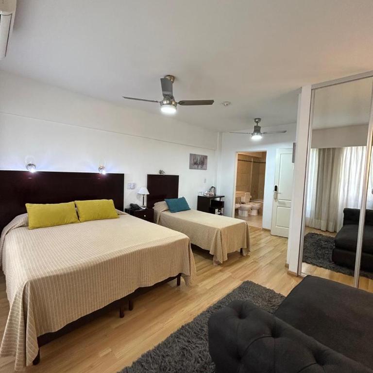 Palermo Bridge - Superior Triple Room - 12