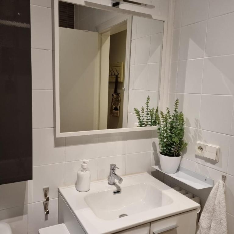 Apartamento 6 plazas Centro Histórico - Three-Bedroom Apartment - 10