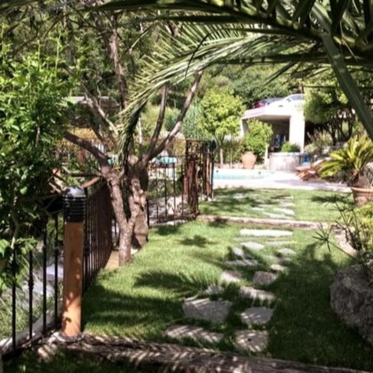 La Bergerie Vue Mer et piscine - Proche de Nice - Appartement - 13