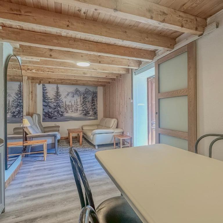 Chalet des Clarines - Chalet Authentique 13 personnes - Chalet - 34